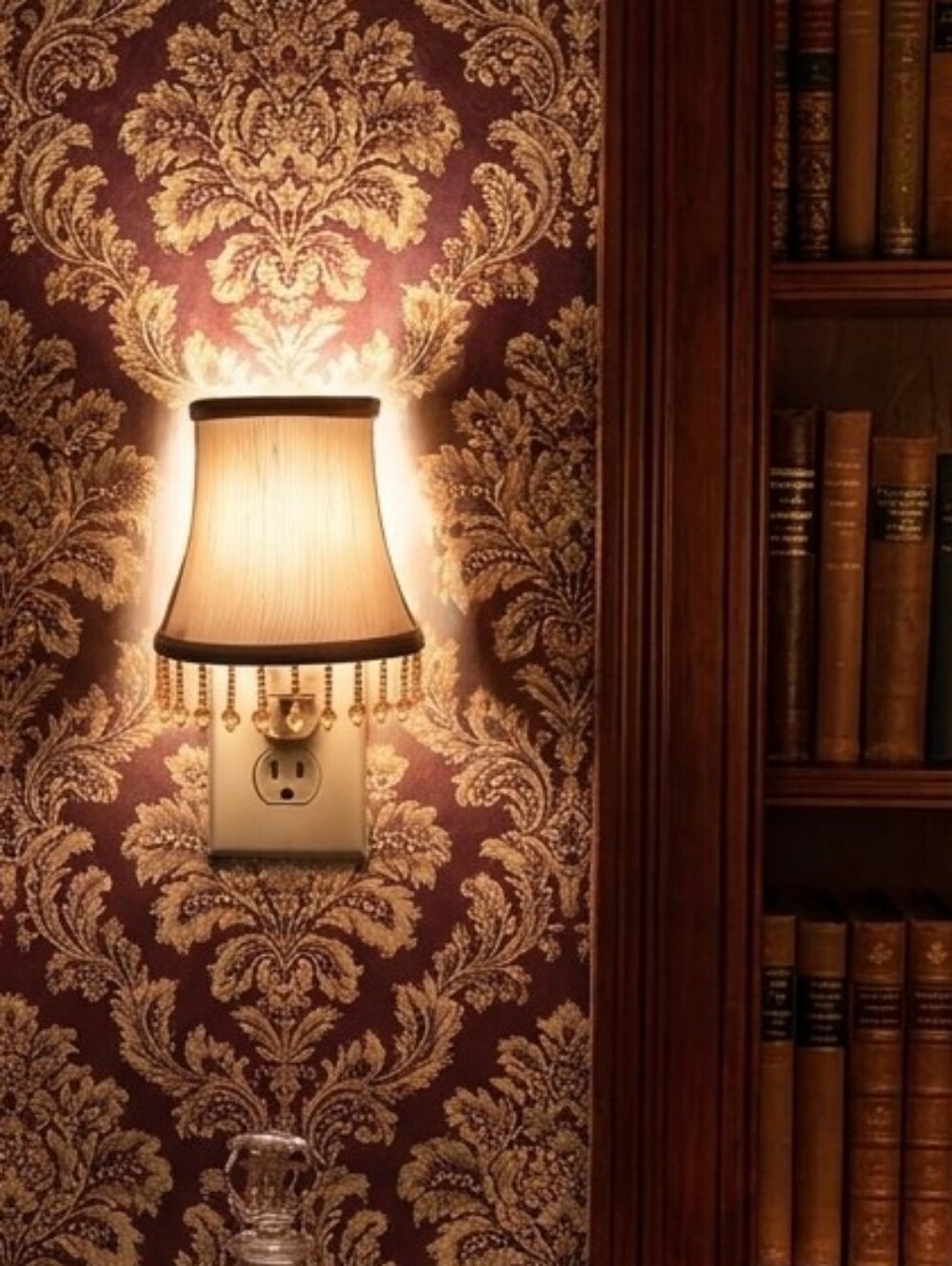 Vintage Style Gold Victorian Beaded Fabric Wall Plug-In Night light